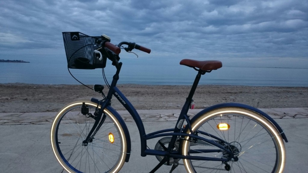 bicicleta en la playa
